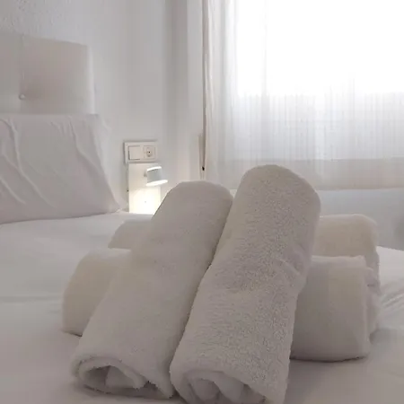 Del Parque Flats Victoria Family Apartment *