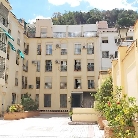Apartment Del Parque Flats Victoria Family